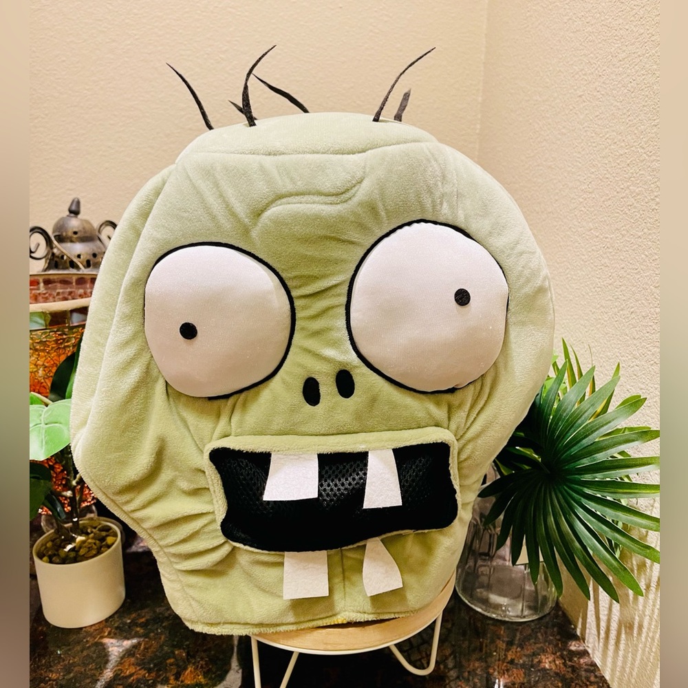 Plants Vs Zombies Large 15” Plush Foam Zombie Halloween Mask Costume - Picture 2 of 16